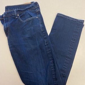 Levi’s 502 jeans